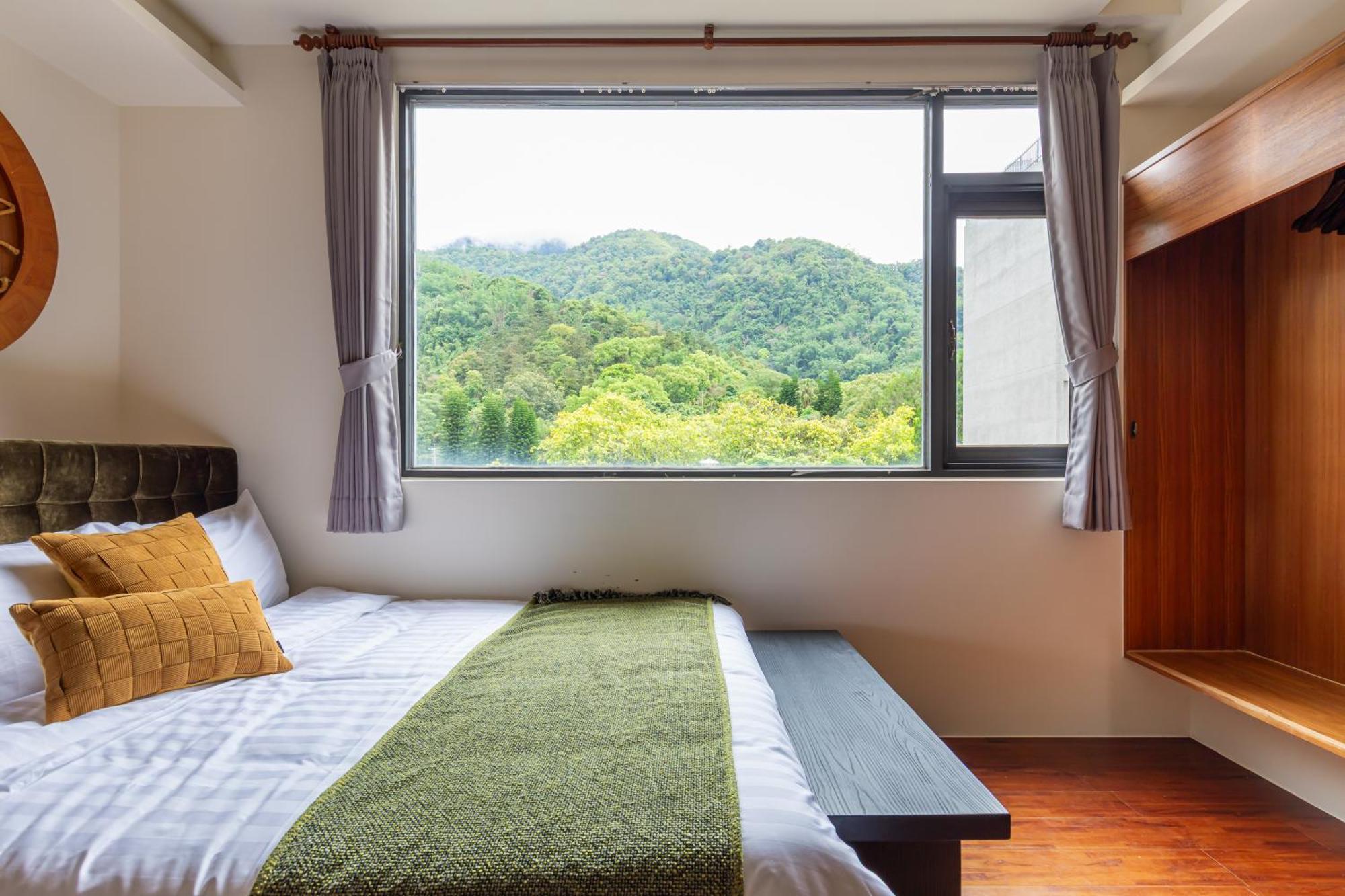 Sun Moon Lake Itathao Vacation Inn With Elevator Yuchi Dış mekan fotoğraf