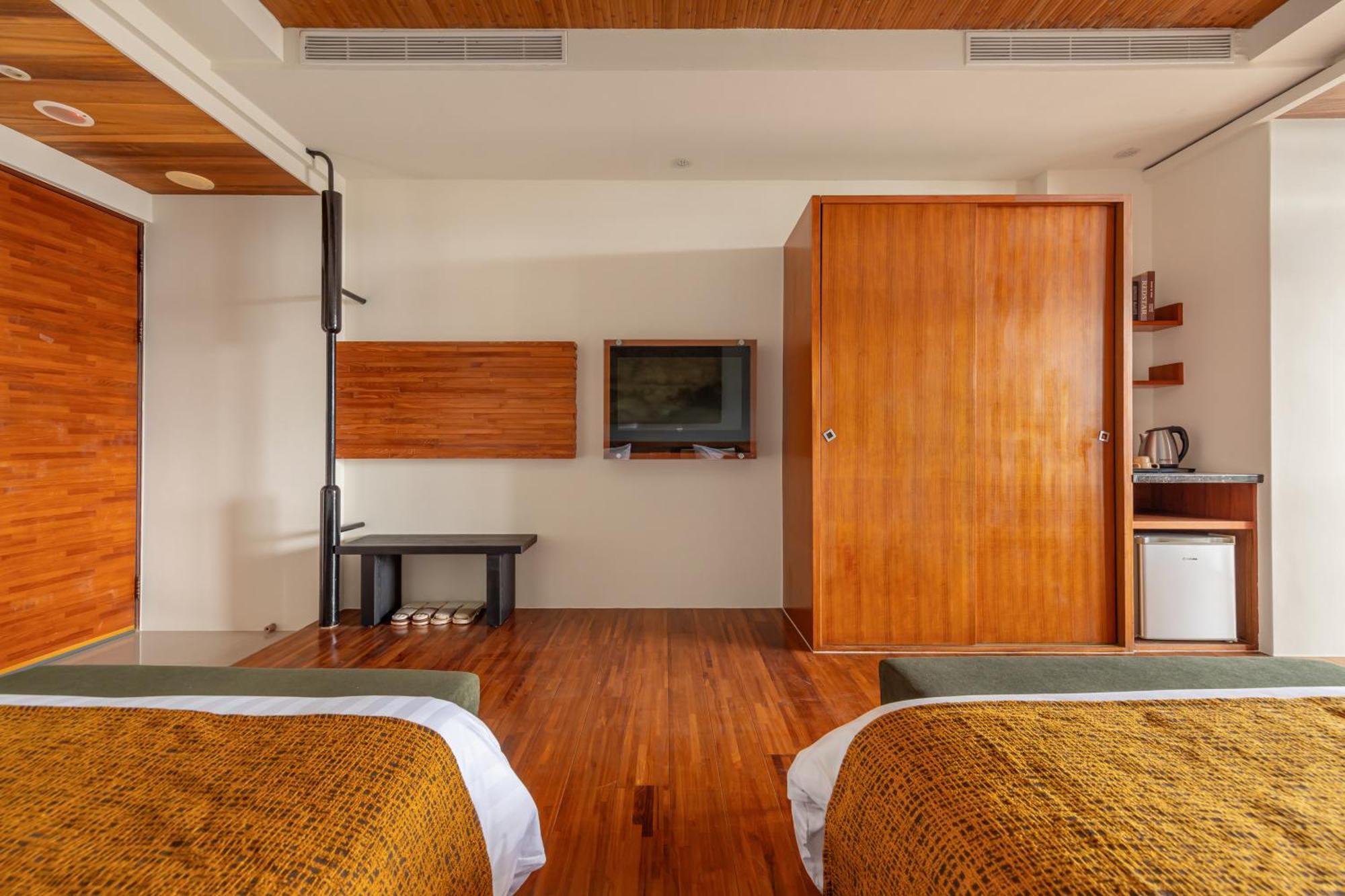 Sun Moon Lake Itathao Vacation Inn With Elevator Yuchi Dış mekan fotoğraf